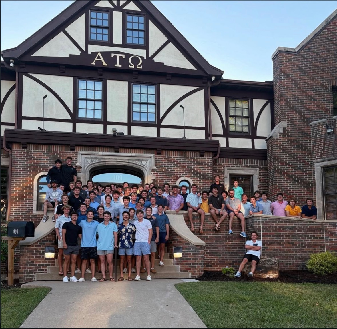 Mizzou Alpha Tau Omega supporting The Buddy Fund